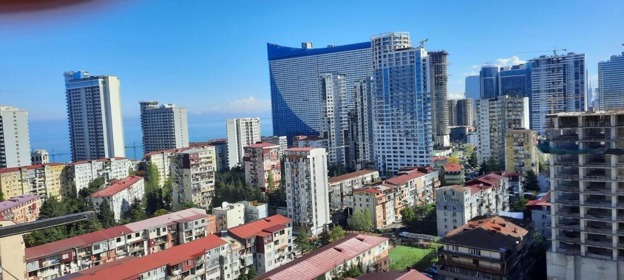 Lilia Batumi Exterior photo